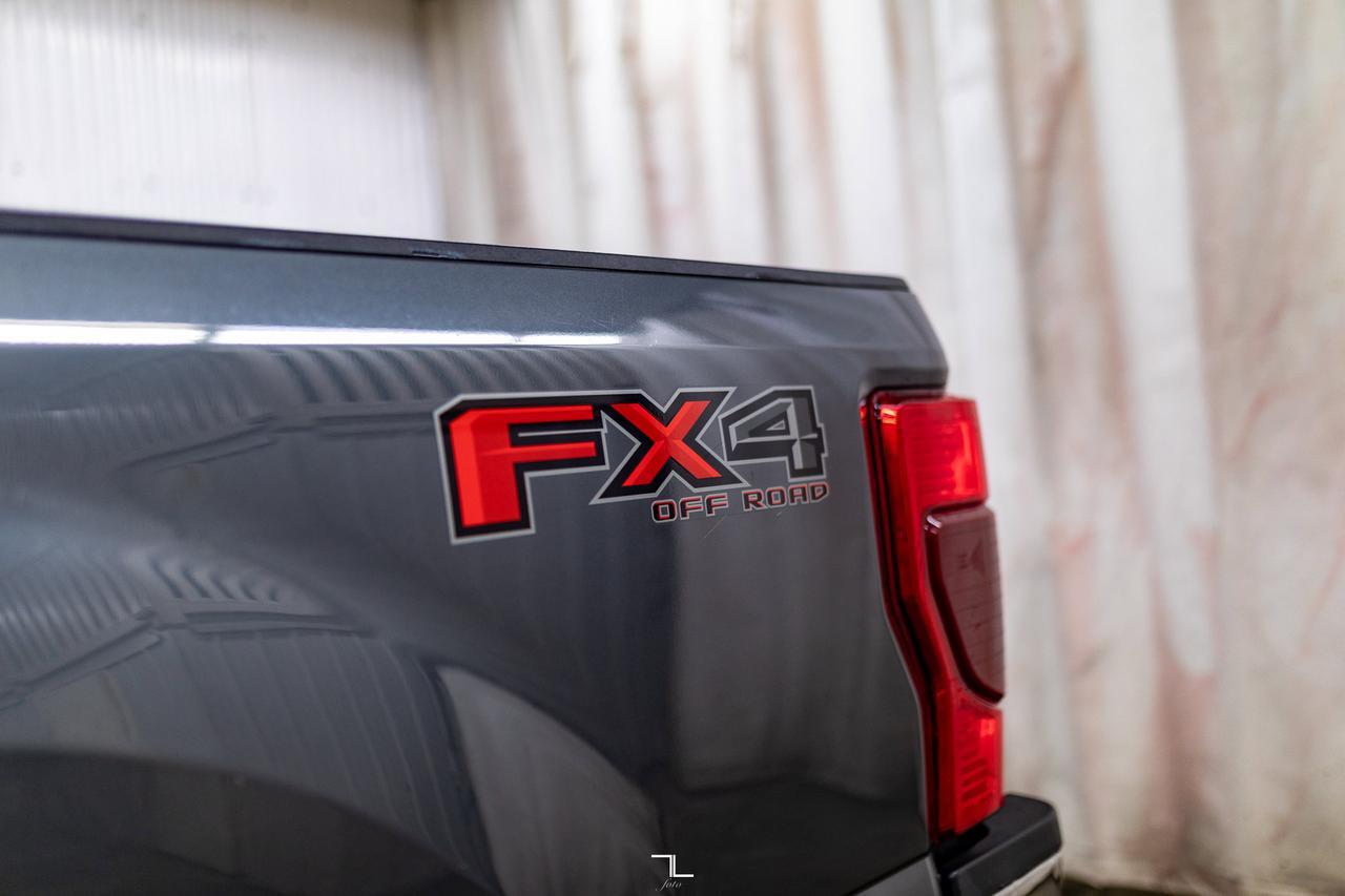 2022 Ford F-250 4x4 Crew Cab XLT FX4 Longbox BCam Red Deer AB