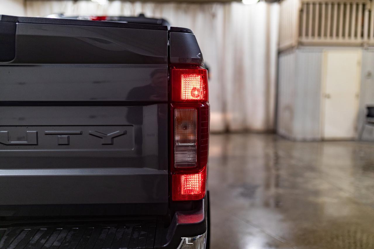 2022 Ford F-250 4x4 Crew Cab XLT FX4 Longbox BCam Red Deer AB