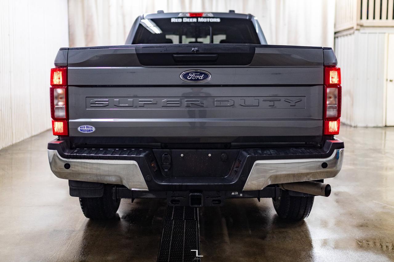 2022 Ford F-250 4x4 Crew Cab XLT FX4 Longbox BCam Red Deer AB