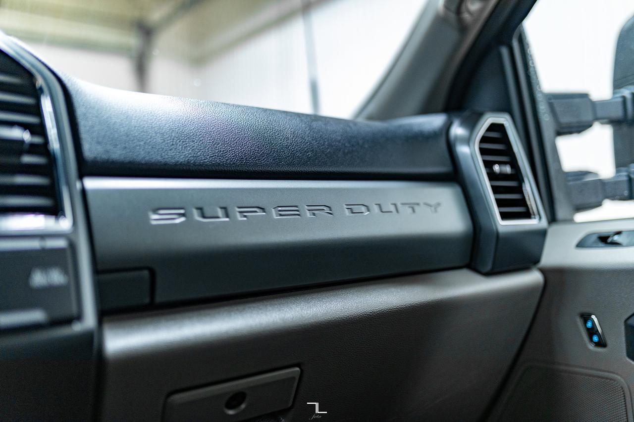 2022 Ford F-250 4x4 Crew Cab XLT FX4 Longbox BCam Red Deer AB