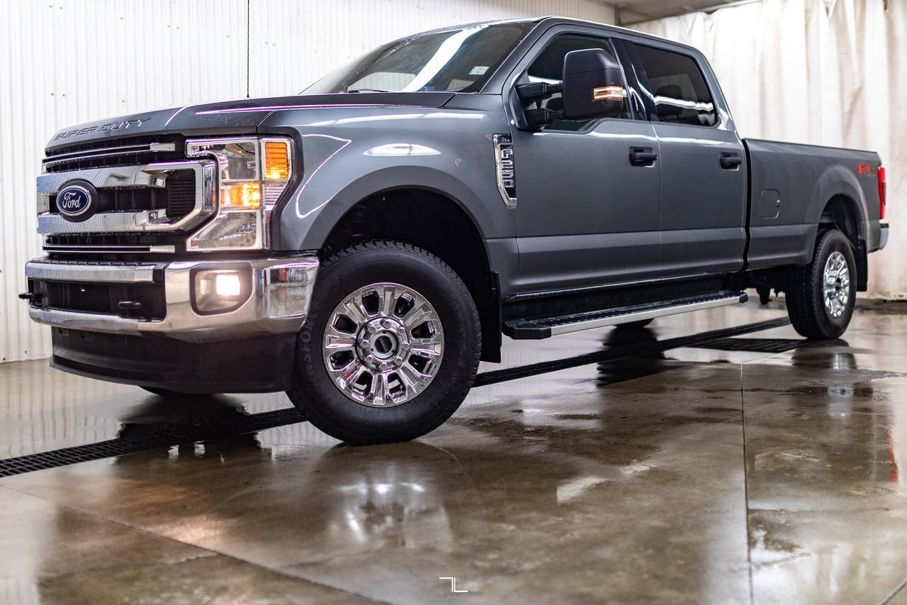 2022 Ford F-250 4x4 Crew Cab XLT FX4 Longbox BCam Red Deer AB