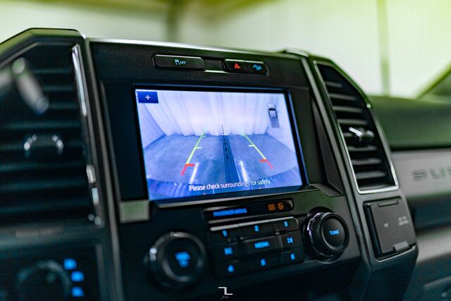 2022 Ford F-250 4x4 Crew Cab XLT FX4 Longbox BCam Red Deer AB