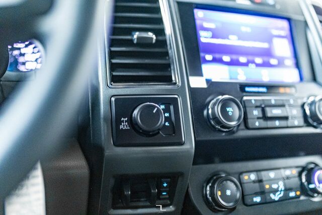 2022 Ford F-250 4x4 Crew Cab XLT FX4 Longbox BCam Red Deer AB