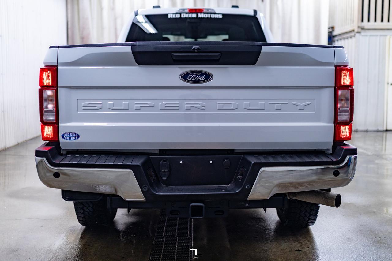 2022 Ford F-250 4x4 Crew Cab XLT FX4 PSeat BCam Red Deer AB