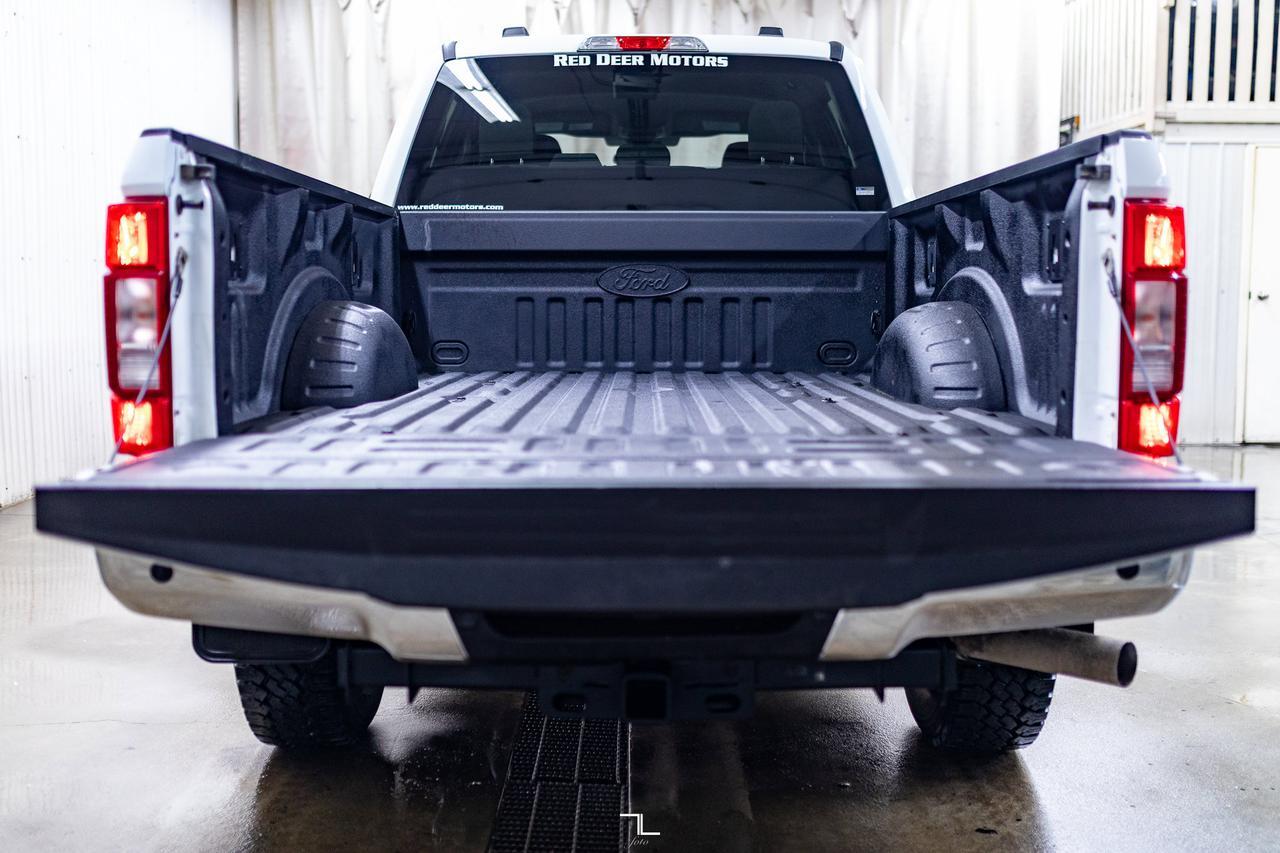 2022 Ford F-250 4x4 Crew Cab XLT FX4 PSeat BCam Red Deer AB