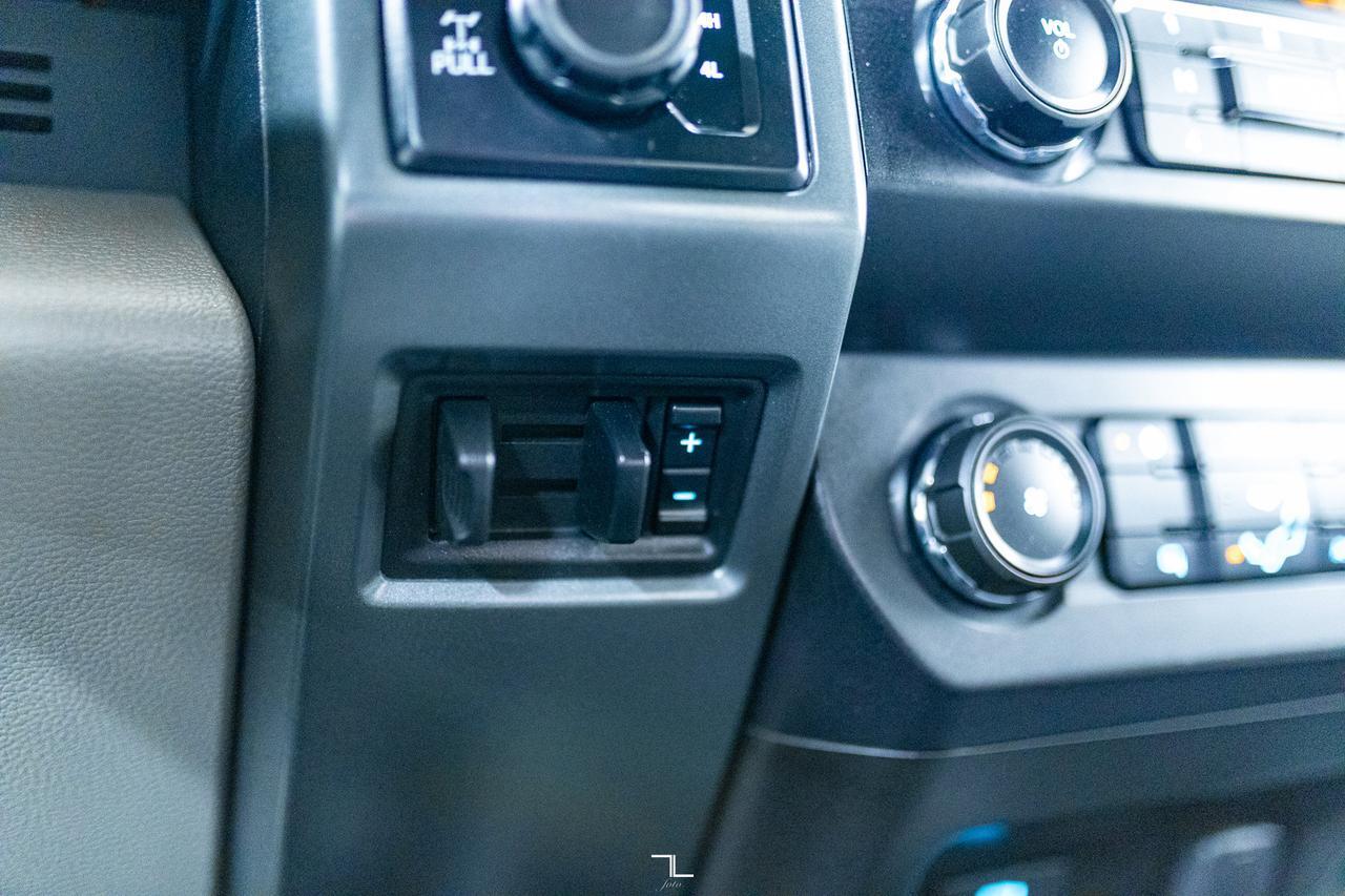 2022 Ford F-250 4x4 Crew Cab XLT FX4 PSeat BCam Red Deer AB