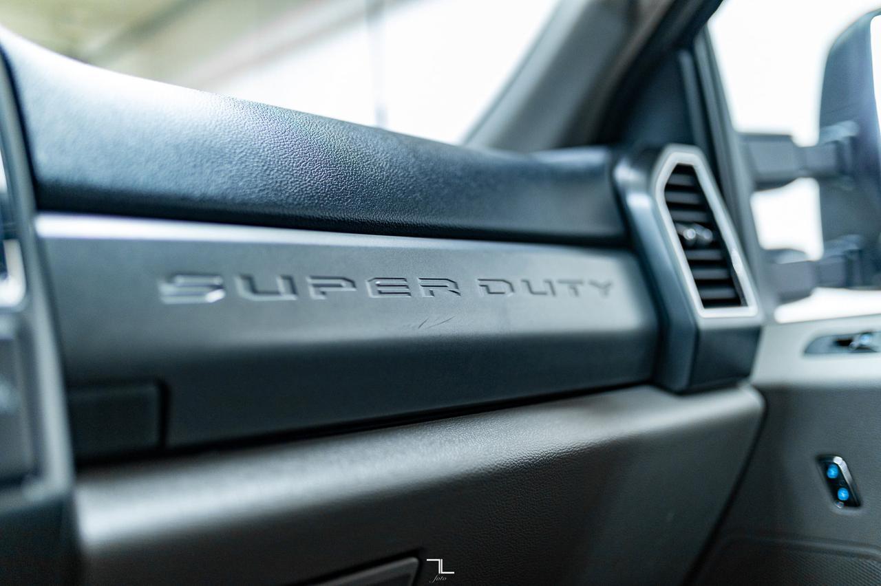 2022 Ford F-250 4x4 Crew Cab XLT FX4 PSeat BCam Red Deer AB