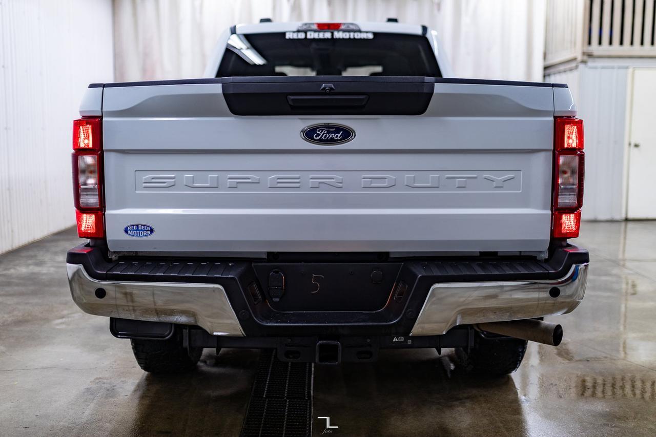 2022 Ford F-250 4x4 Crew Cab XLT FX4 PSeat BCam Red Deer AB