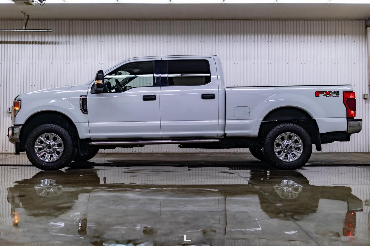 2022 Ford F-250 4x4 Crew Cab XLT FX4 PSeat BCam Red Deer AB