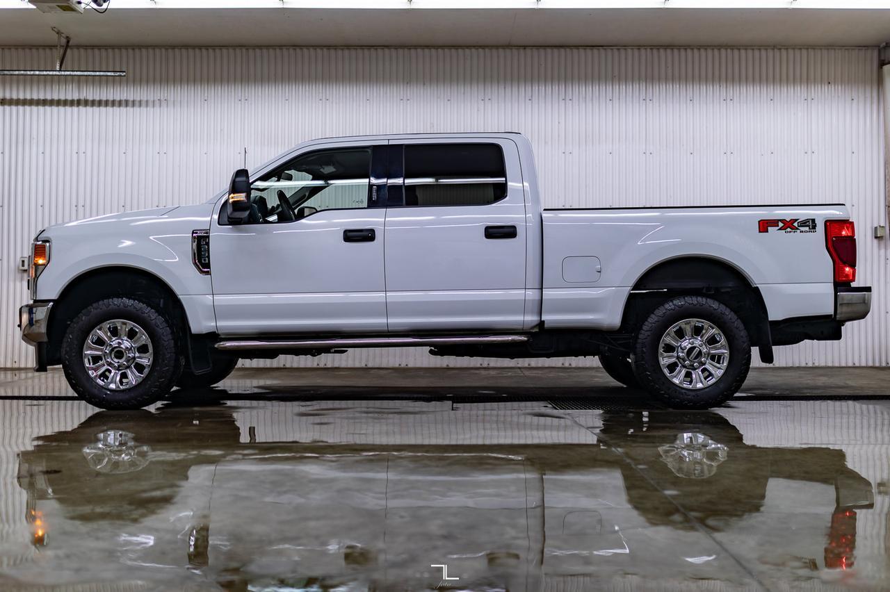 2022 Ford F-250 4x4 Crew Cab XLT FX4 PSeat BCam Red Deer AB
