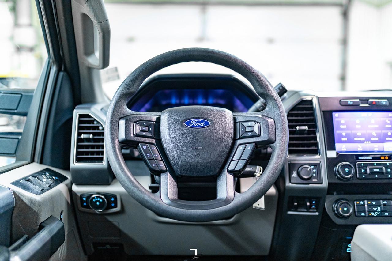 2022 Ford F-250 4x4 Crew Cab XLT FX4 PSeat BCam Red Deer AB