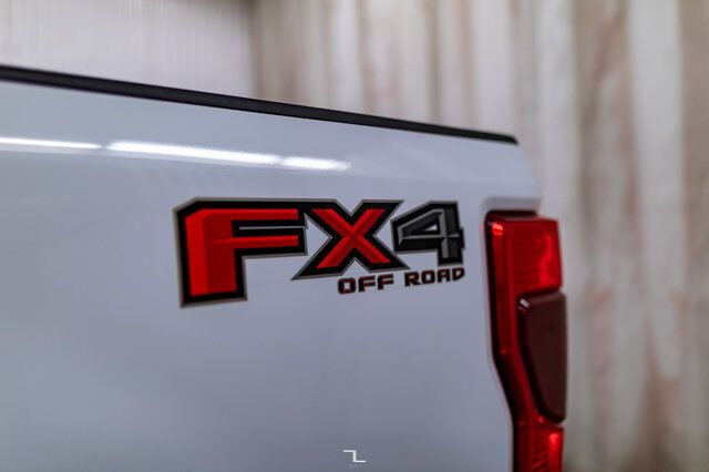2022 Ford F-250 4x4 Crew Cab XLT FX4 PSeat BCam Red Deer AB
