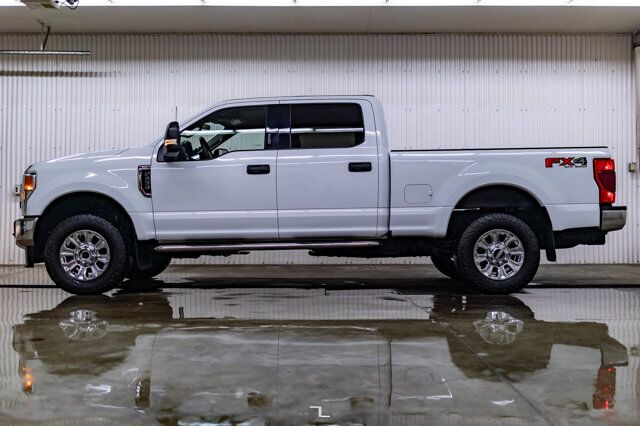2022 Ford F-250 4x4 Crew Cab XLT FX4 PSeat BCam Red Deer AB