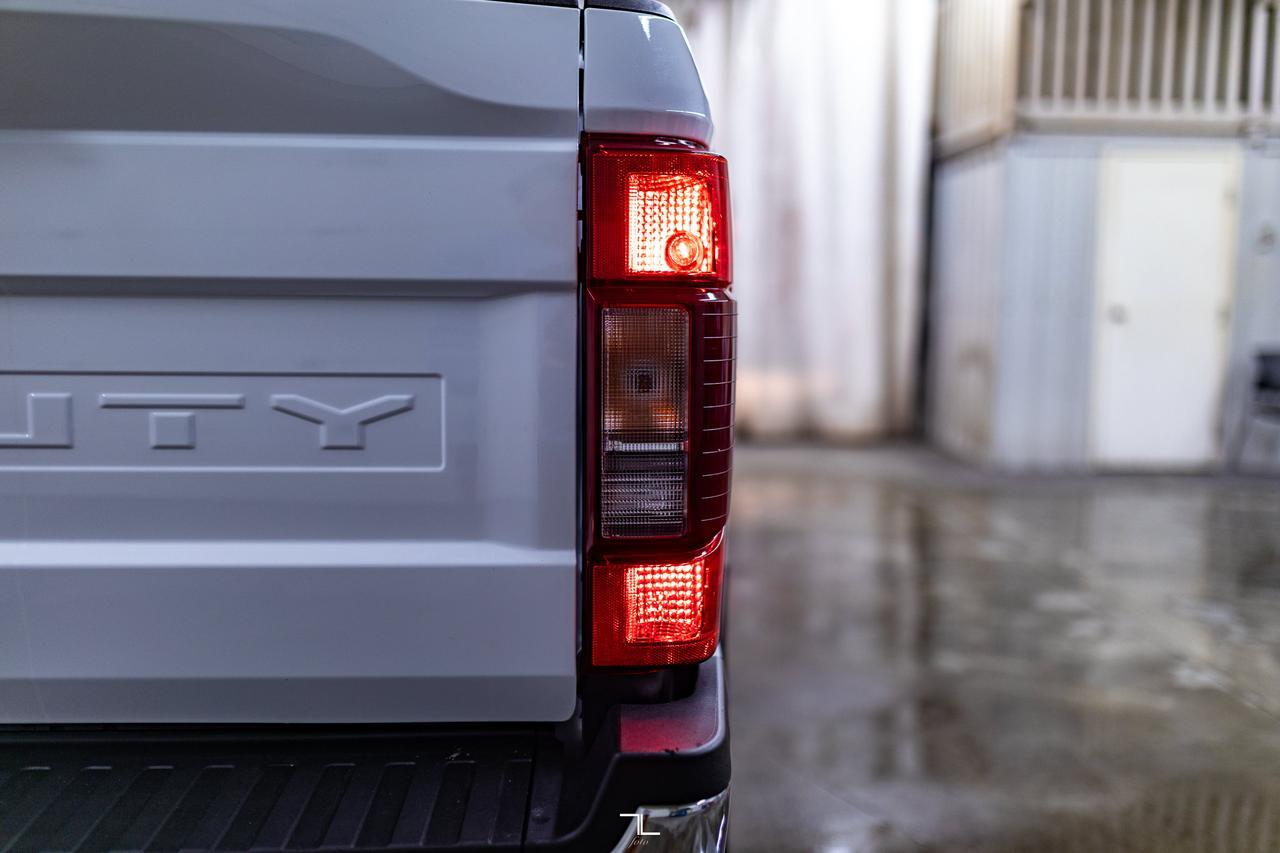 2022 Ford F-250 4x4 Crew Cab XLT FX4 PSeat BCam Red Deer AB