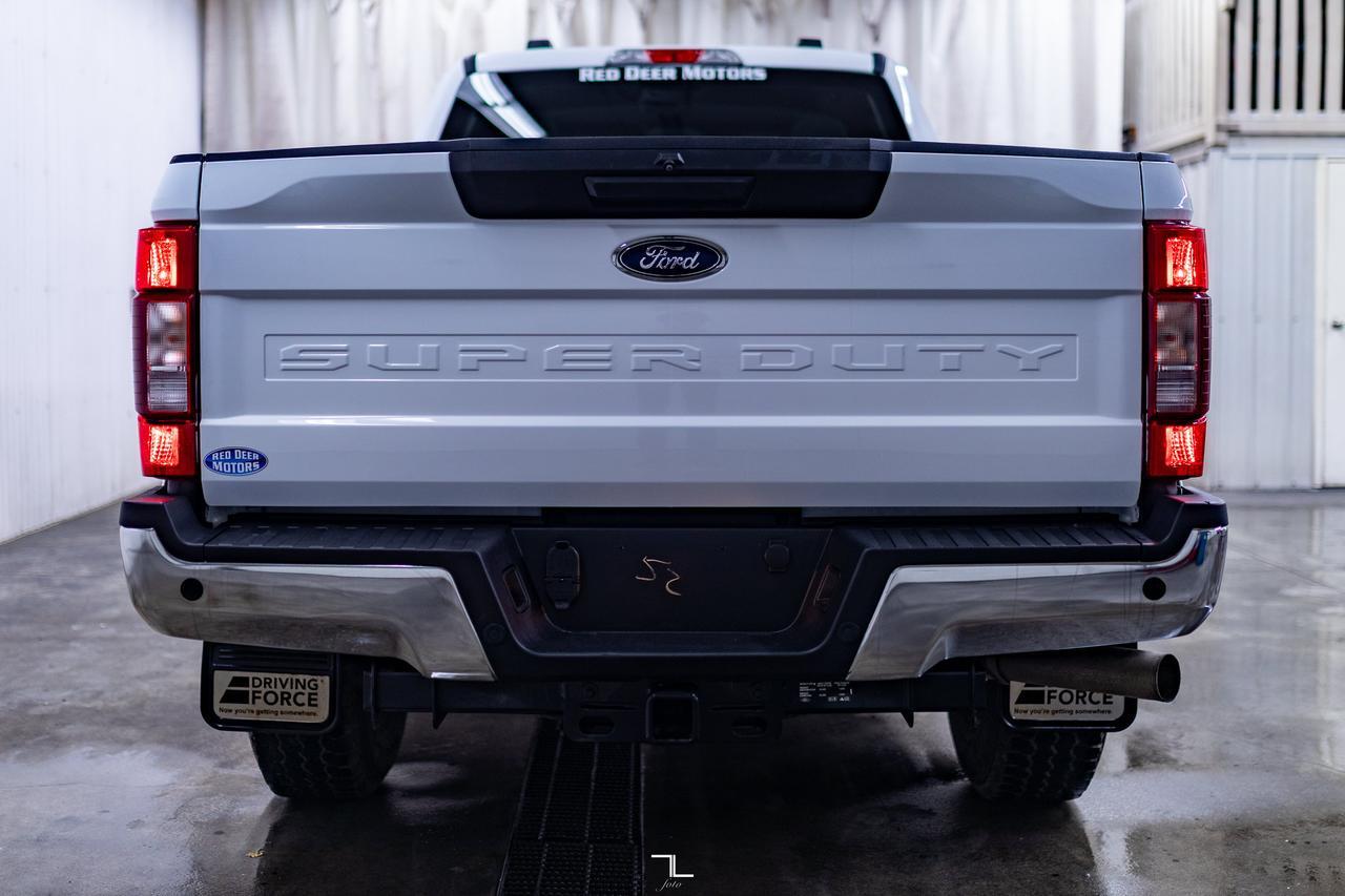 2022 Ford F-250 4x4 Crew Cab XLT FX4 PSeat BCam Red Deer AB