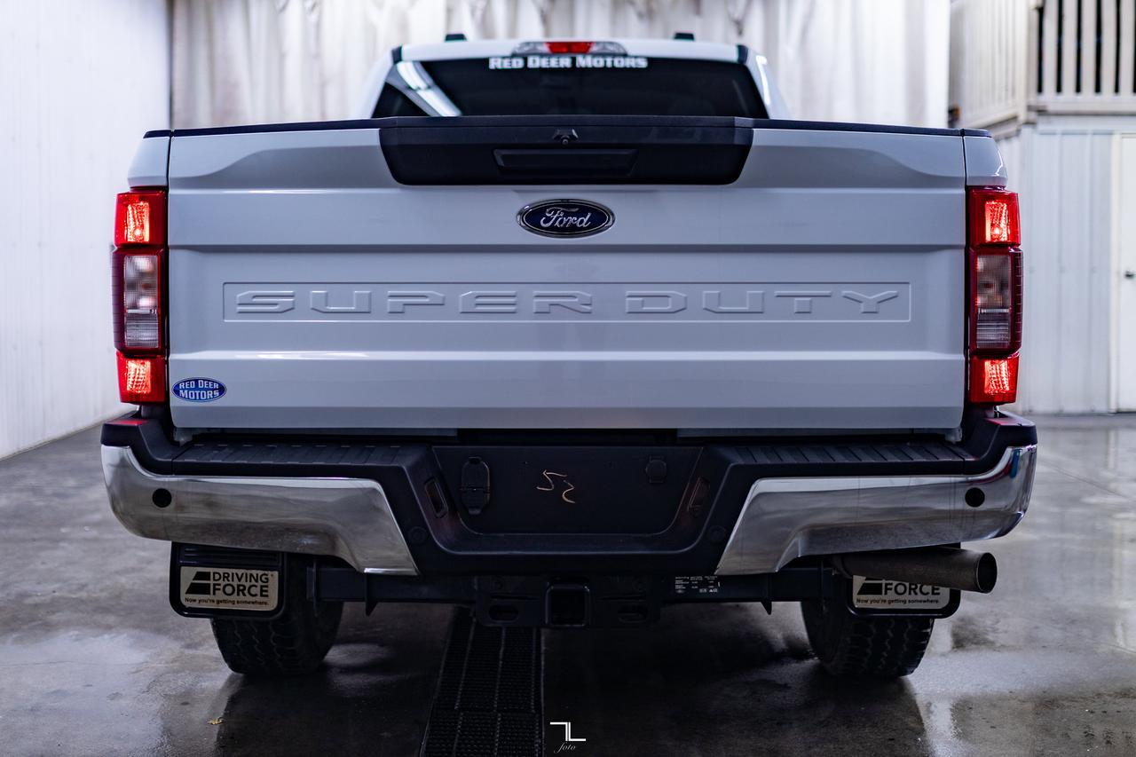 2022 Ford F-250 4x4 Crew Cab XLT FX4 PSeat BCam Red Deer AB