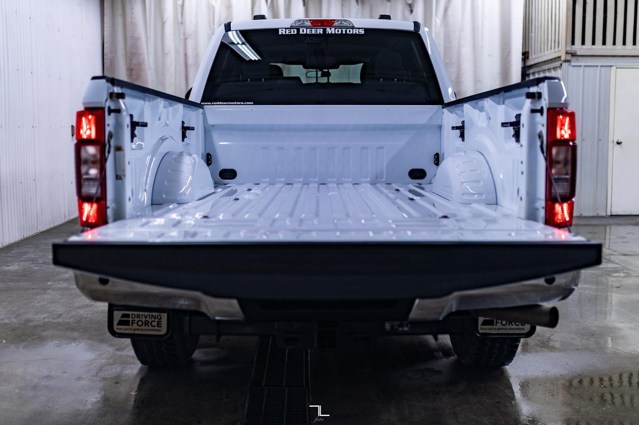 2022 Ford F-250 4x4 Crew Cab XLT FX4 PSeat BCam Red Deer AB