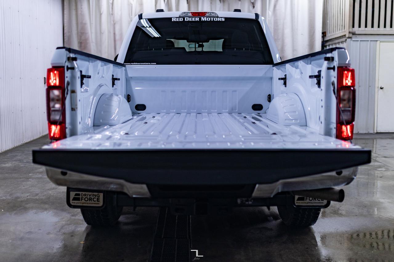 2022 Ford F-250 4x4 Crew Cab XLT FX4 PSeat BCam Red Deer AB