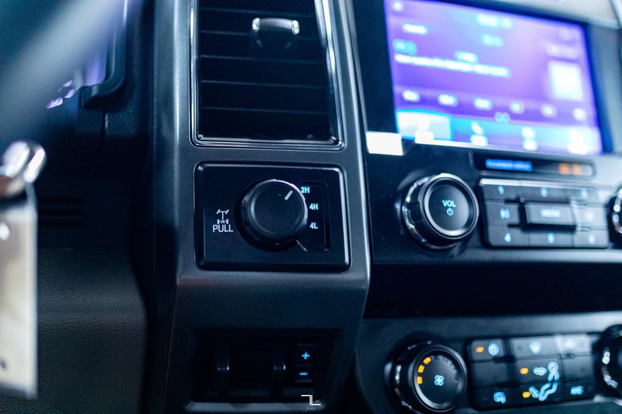 2022 Ford F-250 4x4 Crew Cab XLT FX4 PSeat BCam Red Deer AB