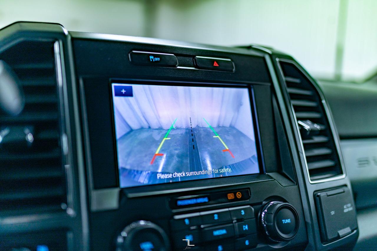 2022 Ford F-250 4x4 Crew Cab XLT FX4 PSeat BCam Red Deer AB