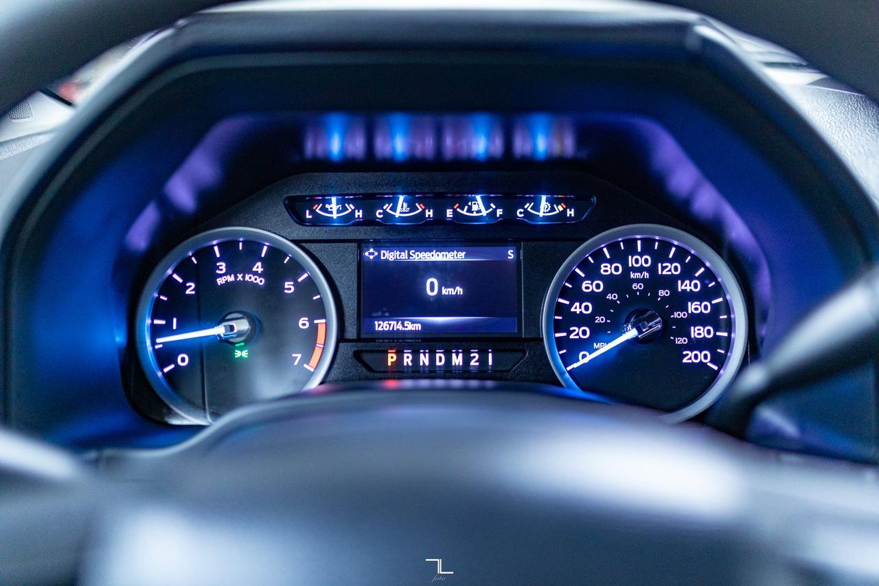 2022 Ford F-250 4x4 Crew Cab XLT FX4 PSeat BCam Red Deer AB