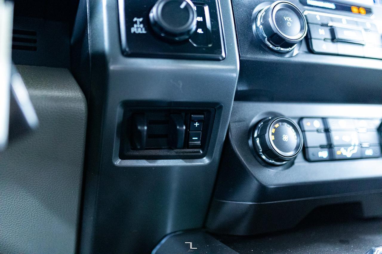 2022 Ford F-250 4x4 Crew Cab XLT FX4 PSeat BCam Red Deer AB