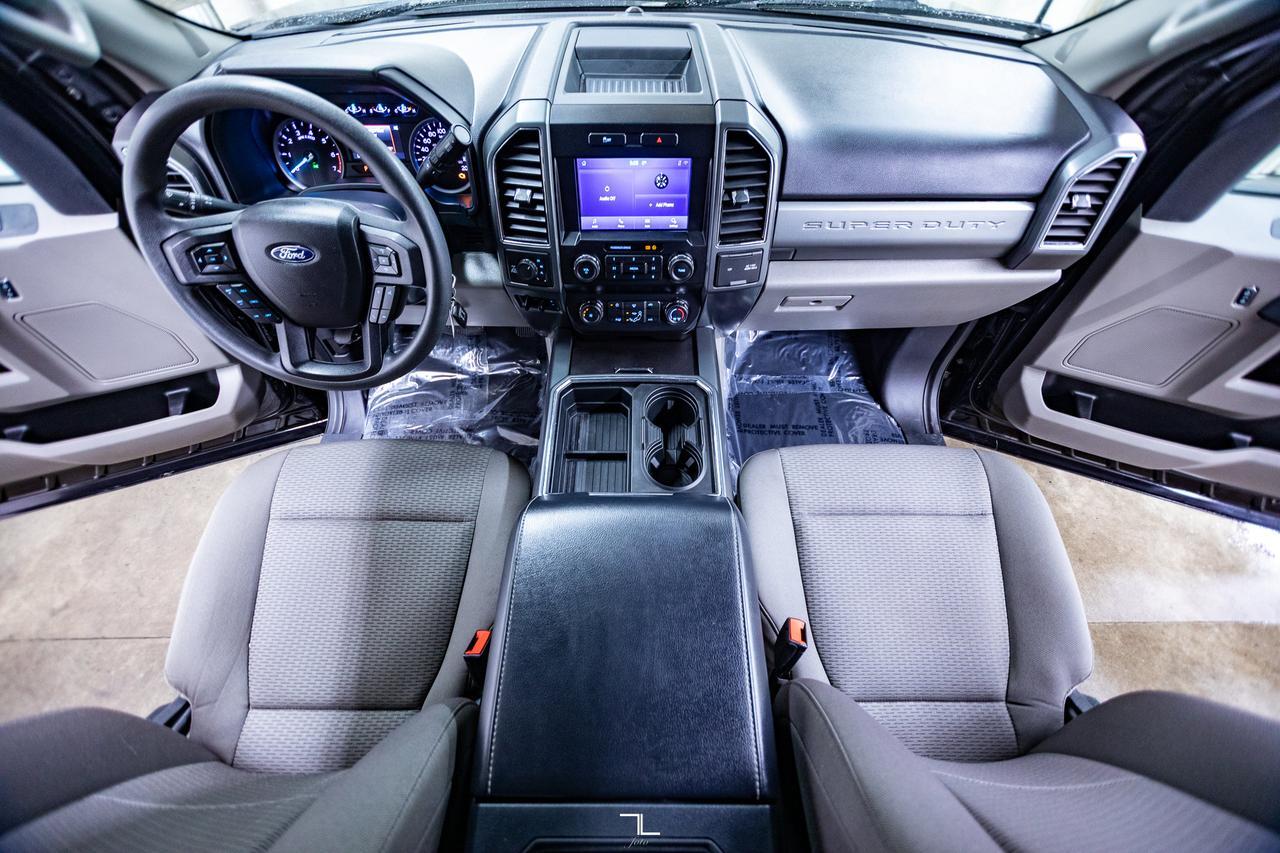 2022 Ford F-250 4x4 Crew Cab XLT FX4 PSeat BCam Red Deer AB