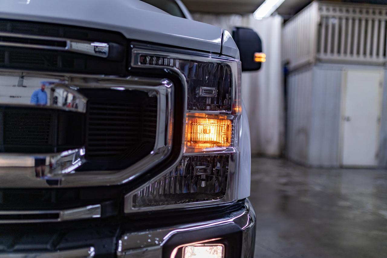 2022 Ford F-250 4x4 Crew Cab XLT FX4 PSeat BCam Red Deer AB