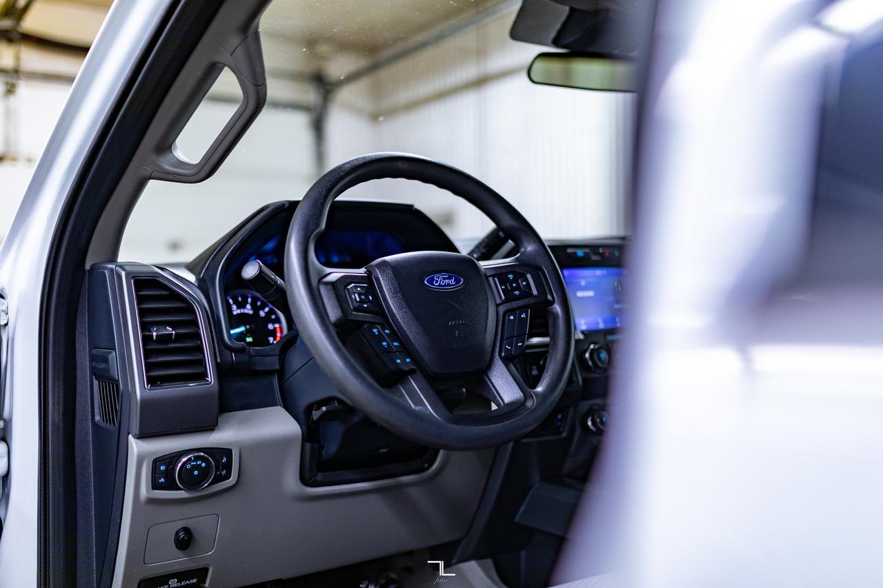 2022 Ford F-250 4x4 Crew Cab XLT FX4 PSeat BCam Red Deer AB