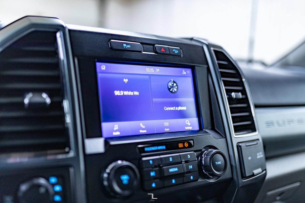 2022 Ford F-250 4x4 Crew Cab XLT FX4 PSeat BCam Red Deer AB