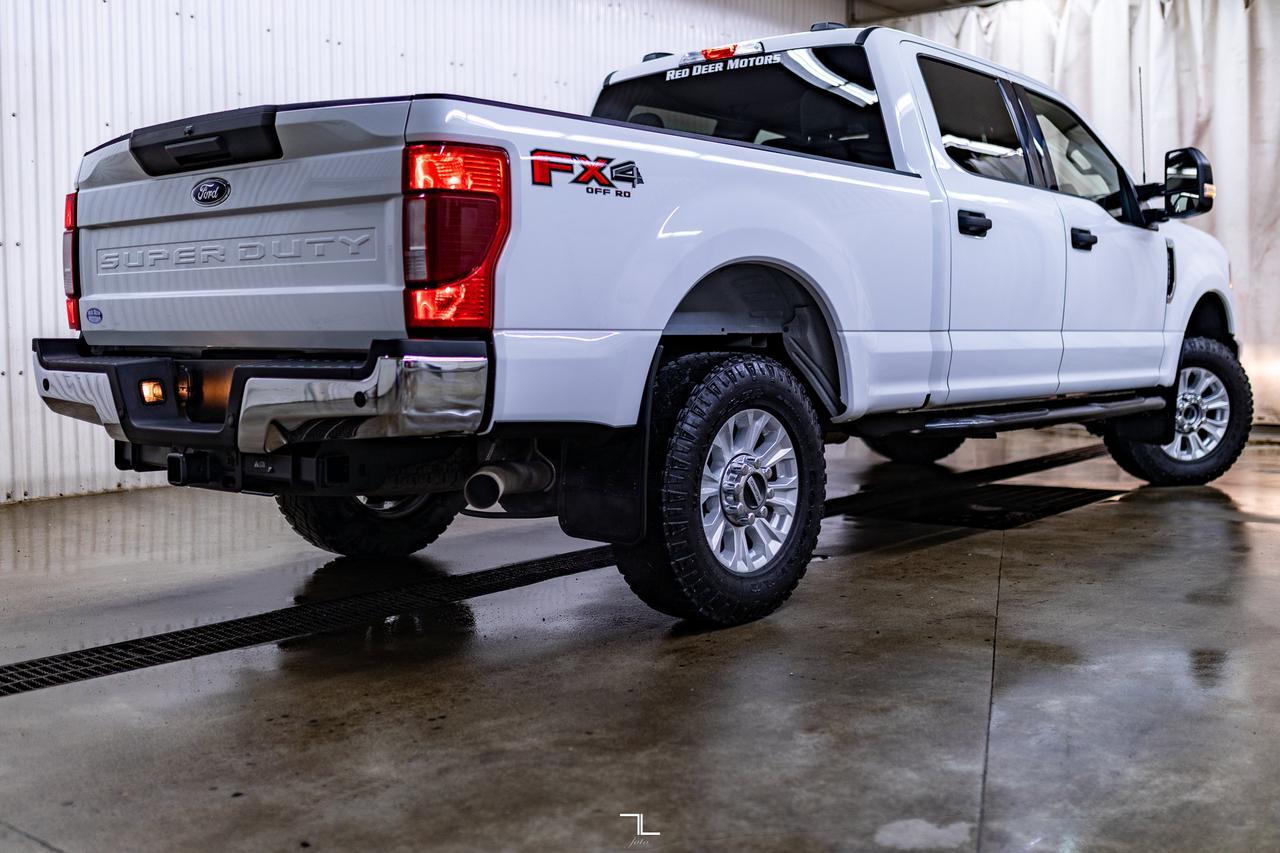 2022 Ford F-250 4x4 Crew Cab XLT FX4 PSeat BCam Red Deer AB