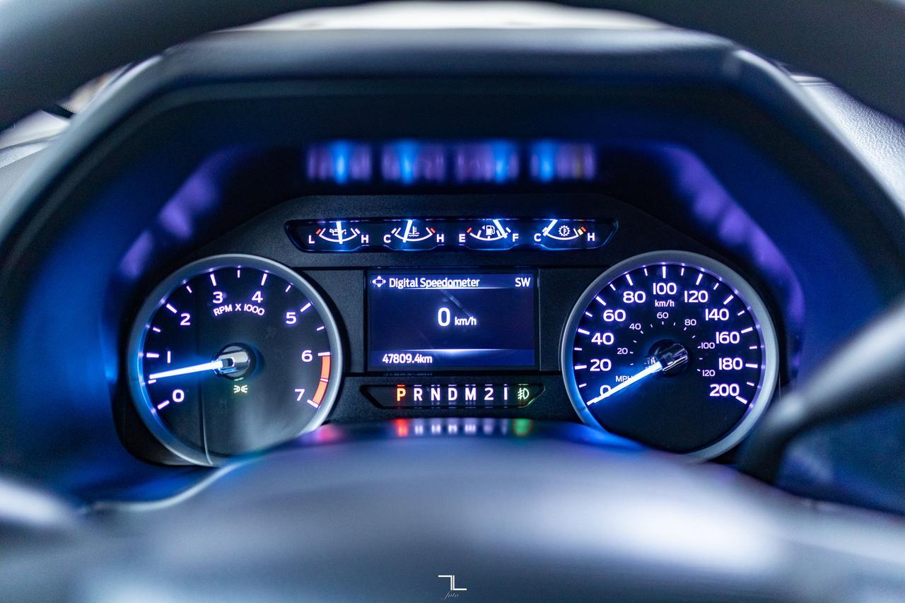 2022 Ford F-250 4x4 Crew Cab XLT FX4 PSeat BCam Red Deer AB