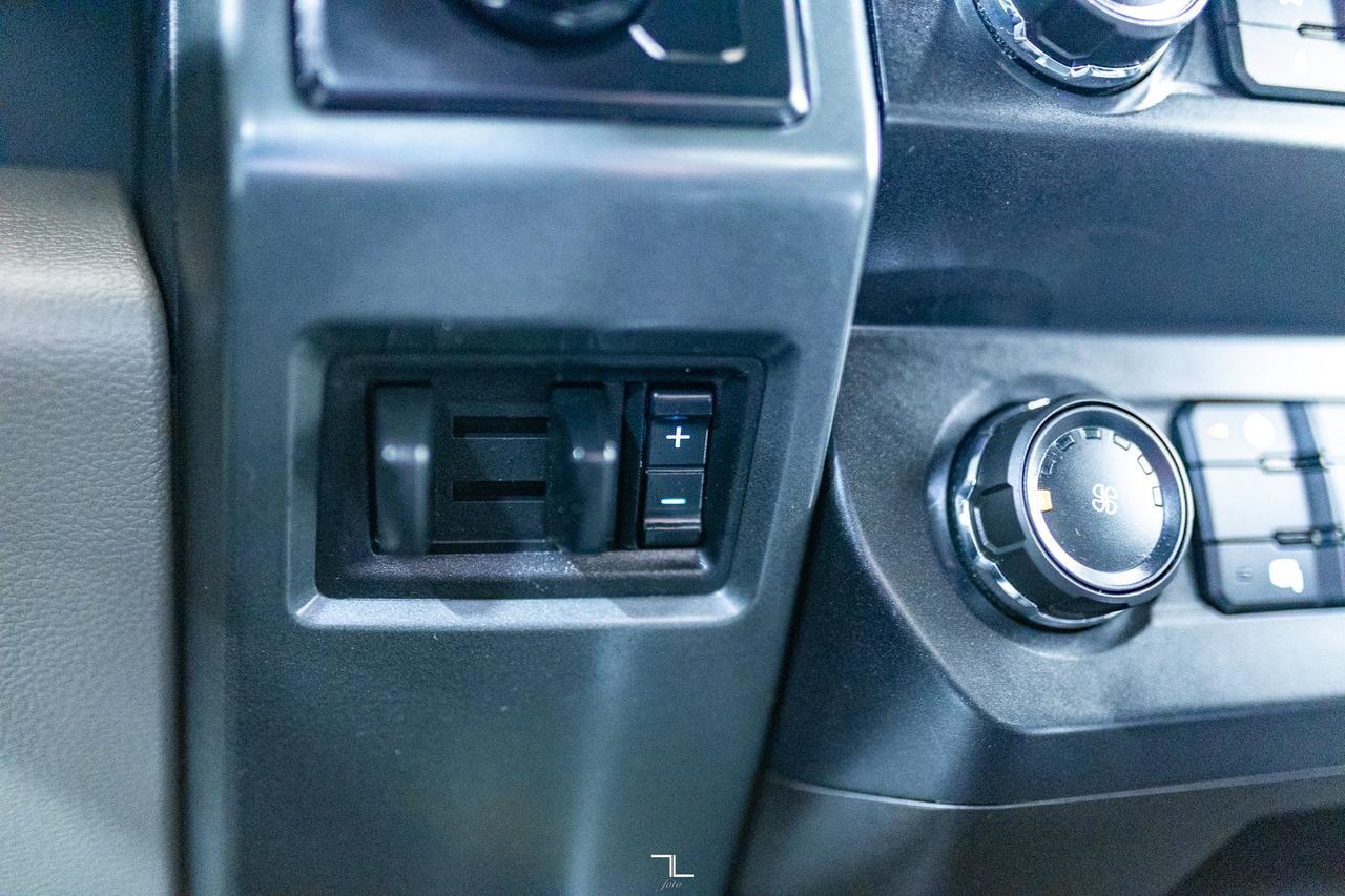 2022 Ford F-250 4x4 Crew Cab XLT FX4 PSeat BCam Red Deer AB