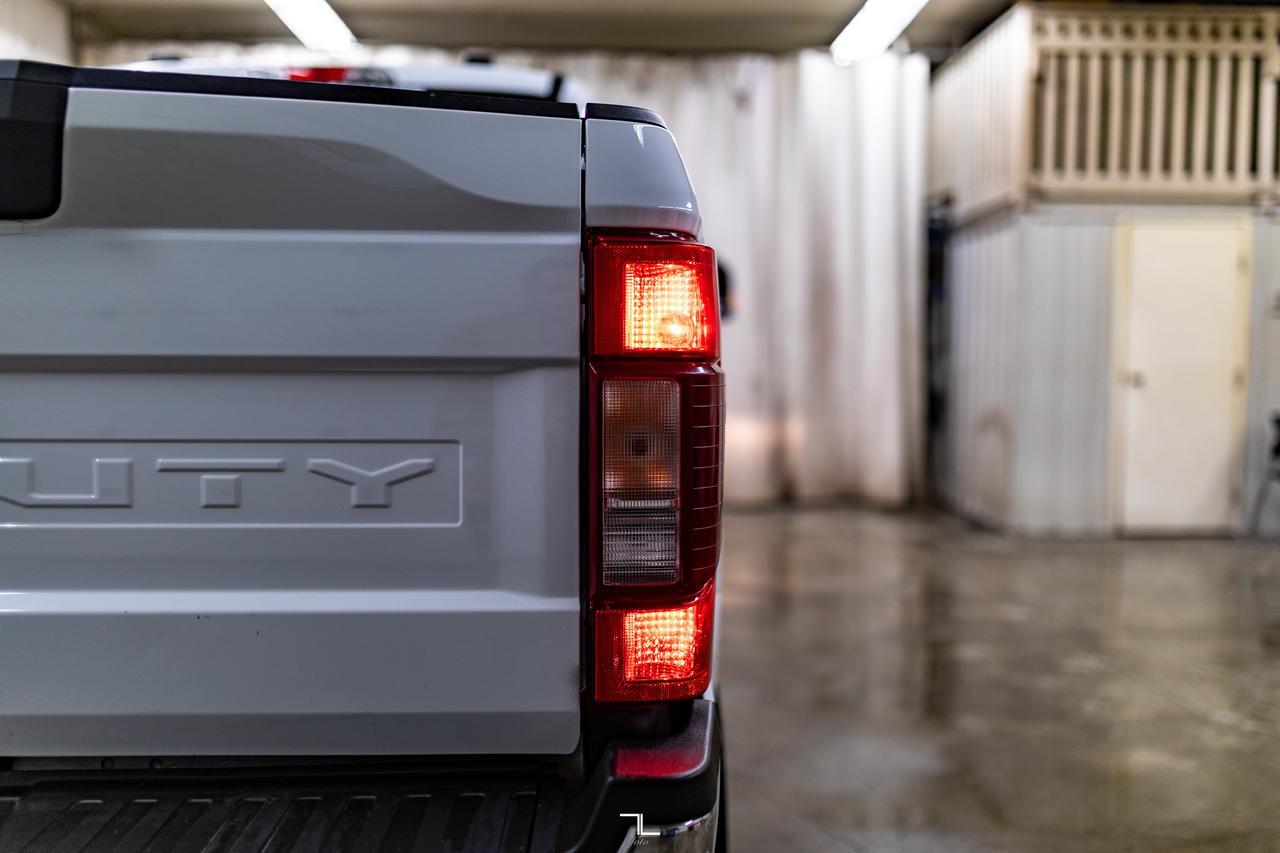2022 Ford F-250 4x4 Crew Cab XLT FX4 PSeat BCam Red Deer AB