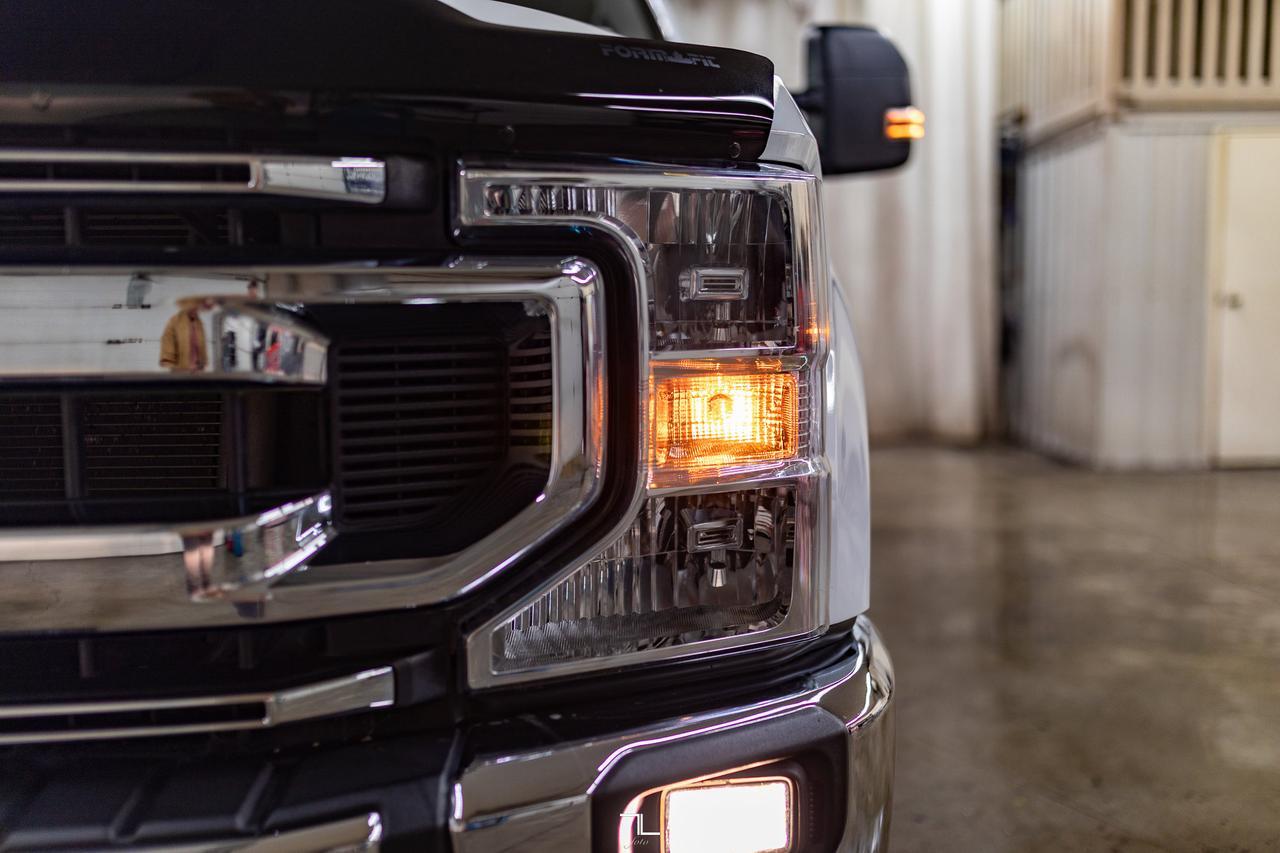 2022 Ford F-250 4x4 Crew Cab XLT FX4 PSeat BCam Red Deer AB