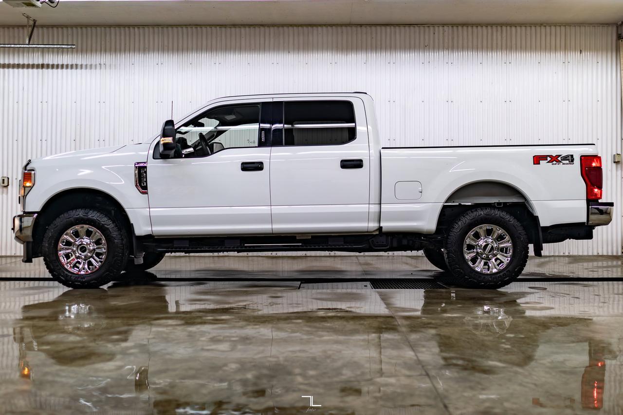 2022 Ford F-250 4x4 Crew Cab XLT FX4 PSeat BCam Red Deer AB