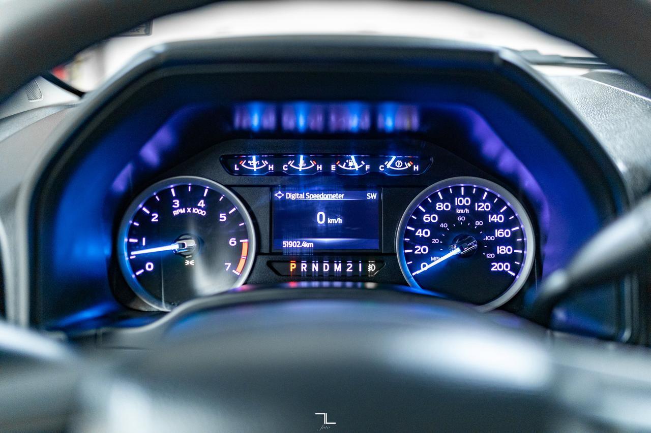 2022 Ford F-250 4x4 Crew Cab XLT FX4 PSeat BCam Red Deer AB