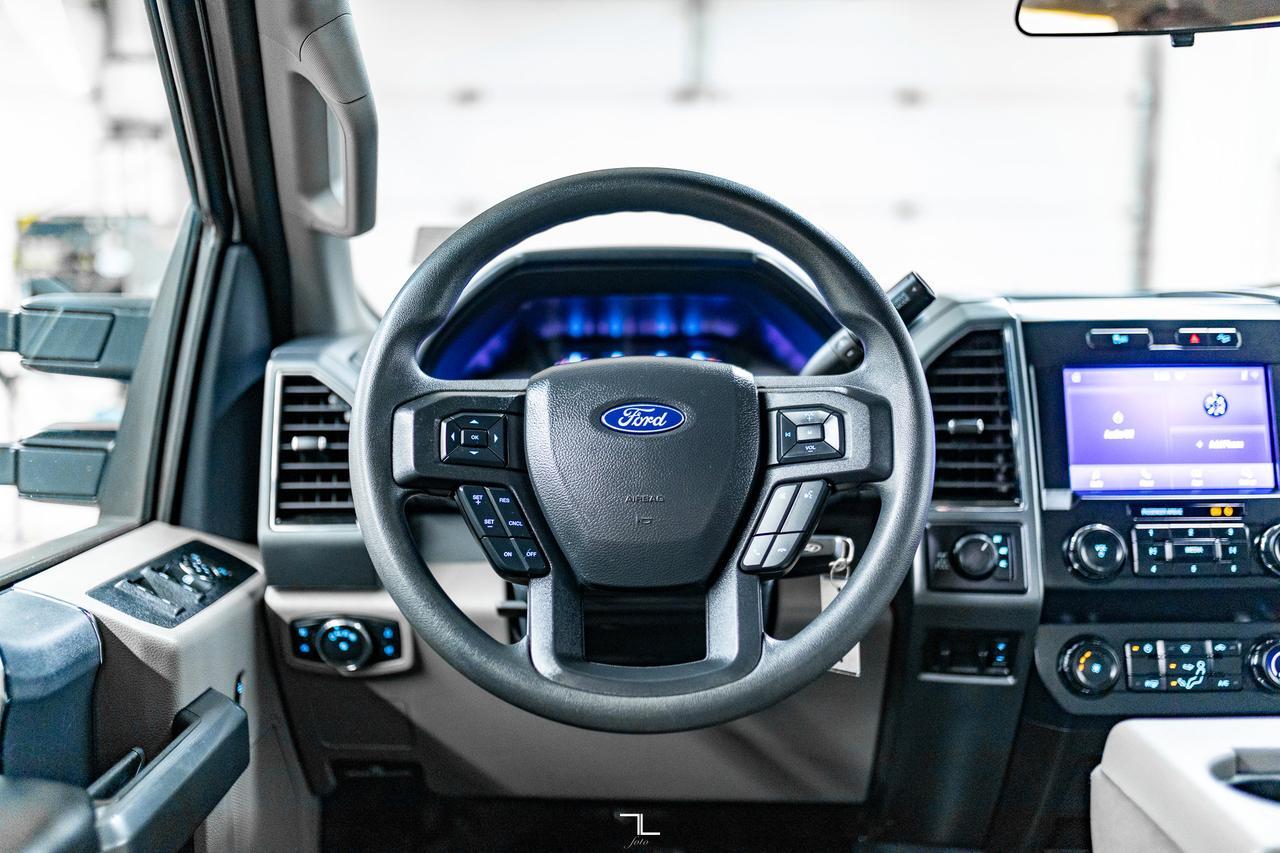 2022 Ford F-250 4x4 Crew Cab XLT FX4 PSeat BCam Red Deer AB