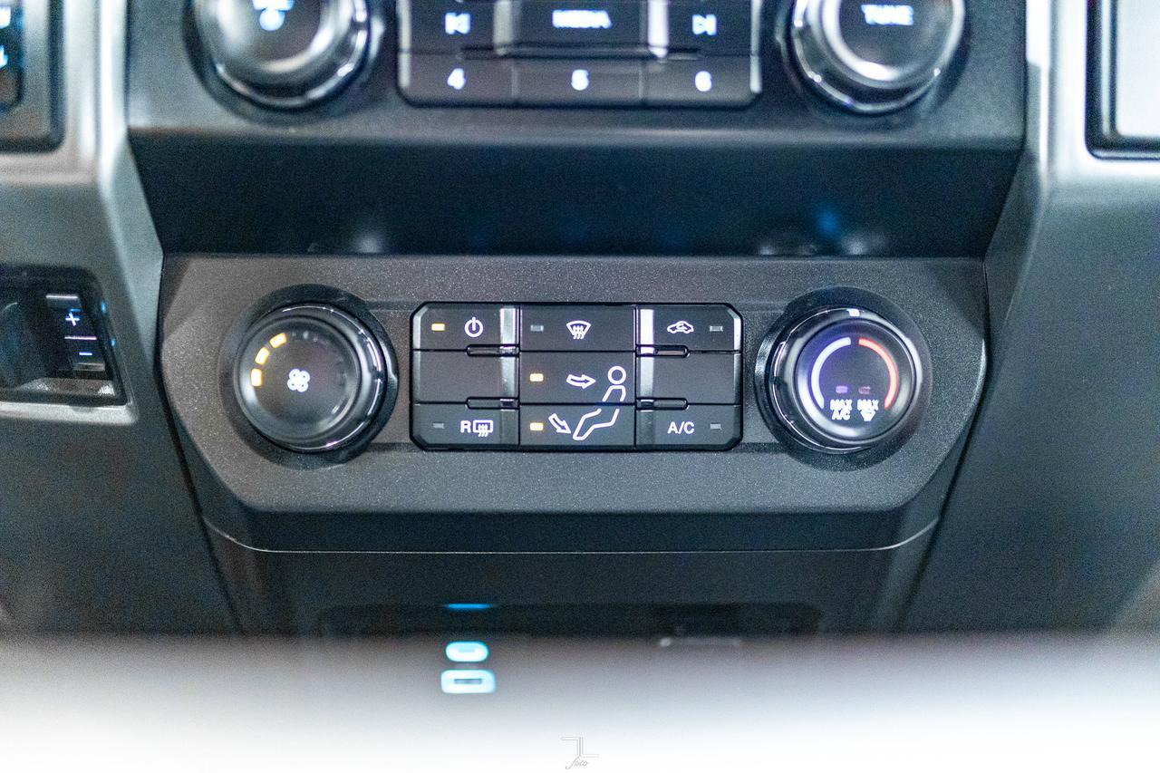 2022 Ford F-250 4x4 Crew Cab XLT FX4 PSeat BCam Red Deer AB