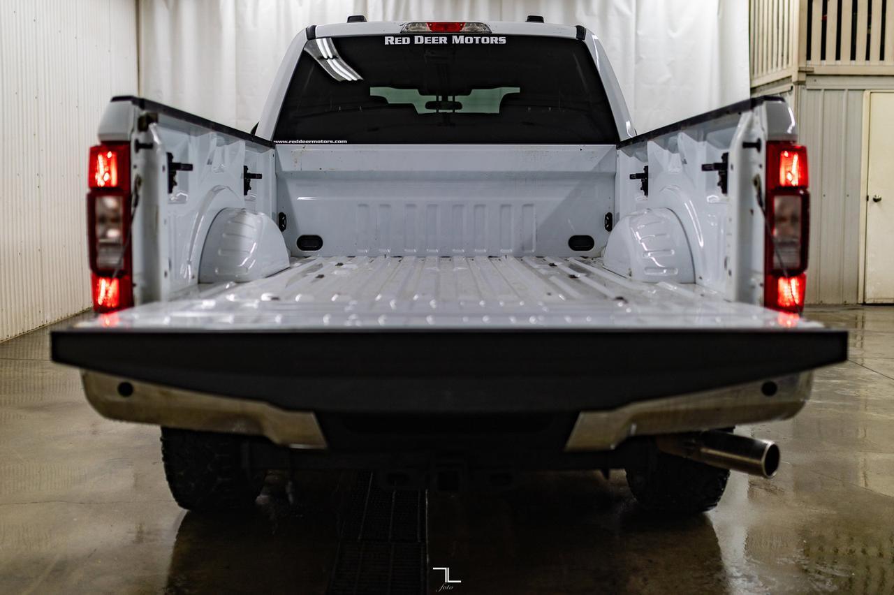 2022 Ford F-250 4x4 Crew Cab XLT FX4 PSeat BCam Red Deer AB