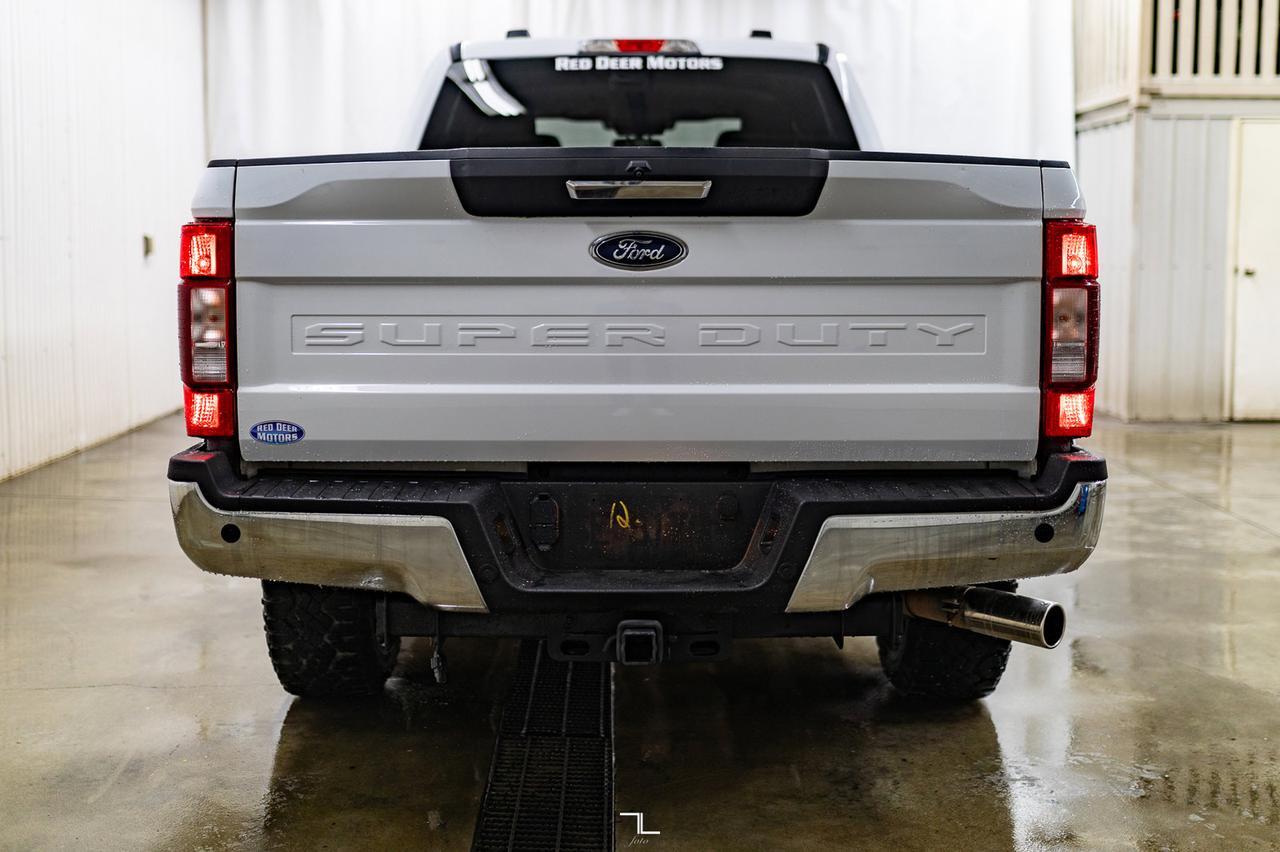 2022 Ford F-250 4x4 Crew Cab XLT FX4 PSeat BCam Red Deer AB