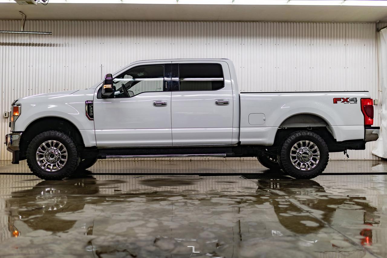 2022 Ford F-250 4x4 Crew Cab XLT FX4 PSeat BCam Red Deer AB