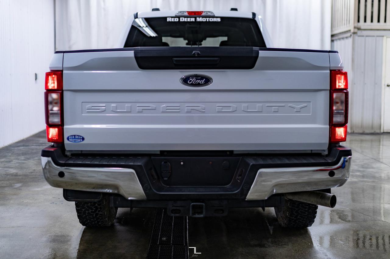 2022 Ford F-250 4x4 Crew Cab XLT FX4 PSeat BCam Red Deer AB