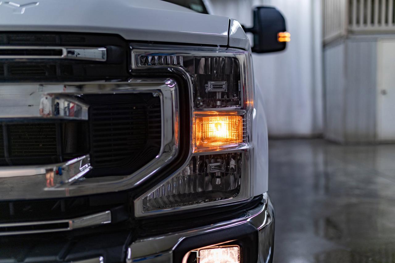 2022 Ford F-250 4x4 Crew Cab XLT FX4 PSeat BCam Red Deer AB