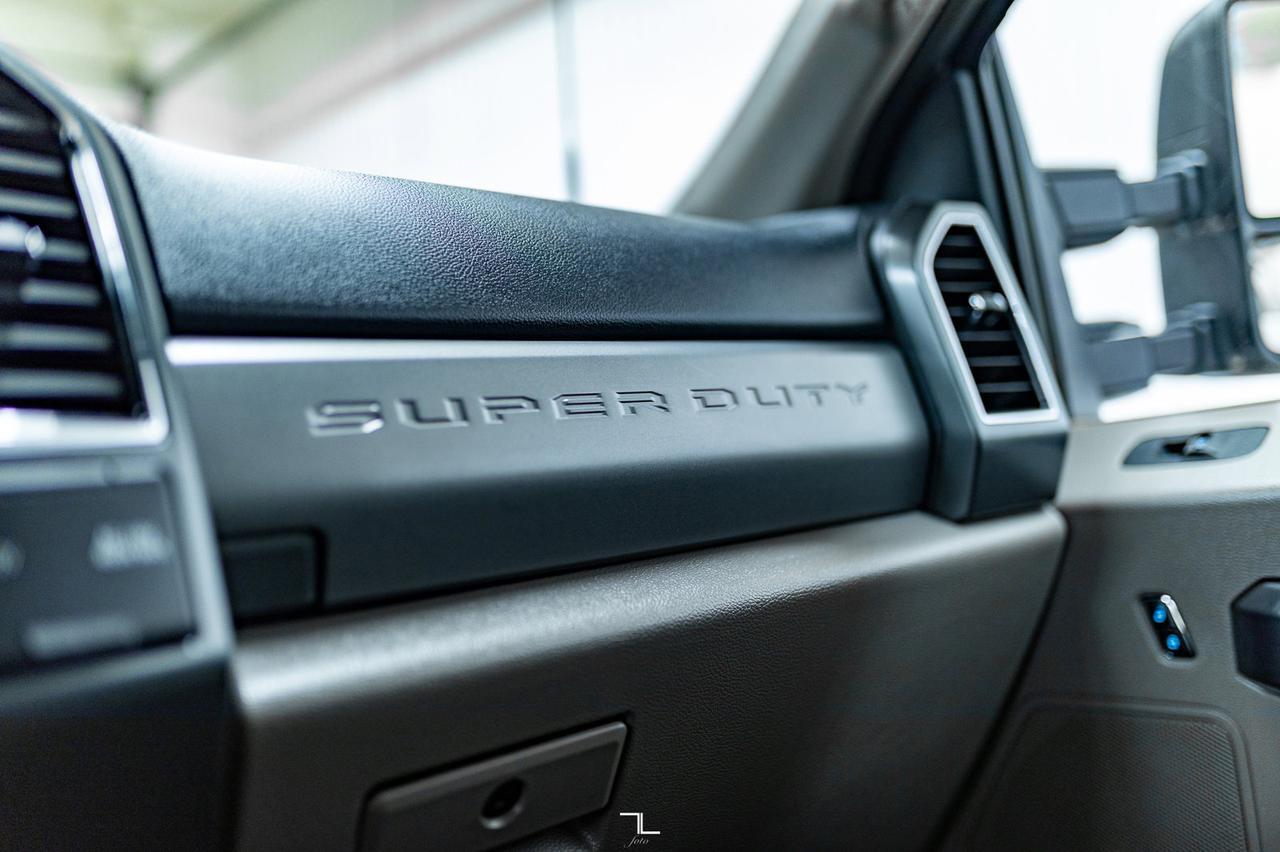 2022 Ford F-250 4x4 Crew Cab XLT FX4 PSeat BCam Red Deer AB