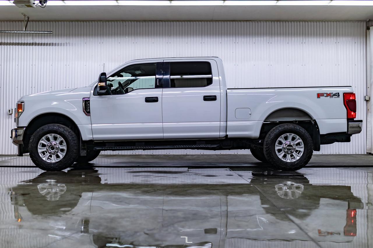 2022 Ford F-250 4x4 Crew Cab XLT FX4 PSeat BCam Red Deer AB