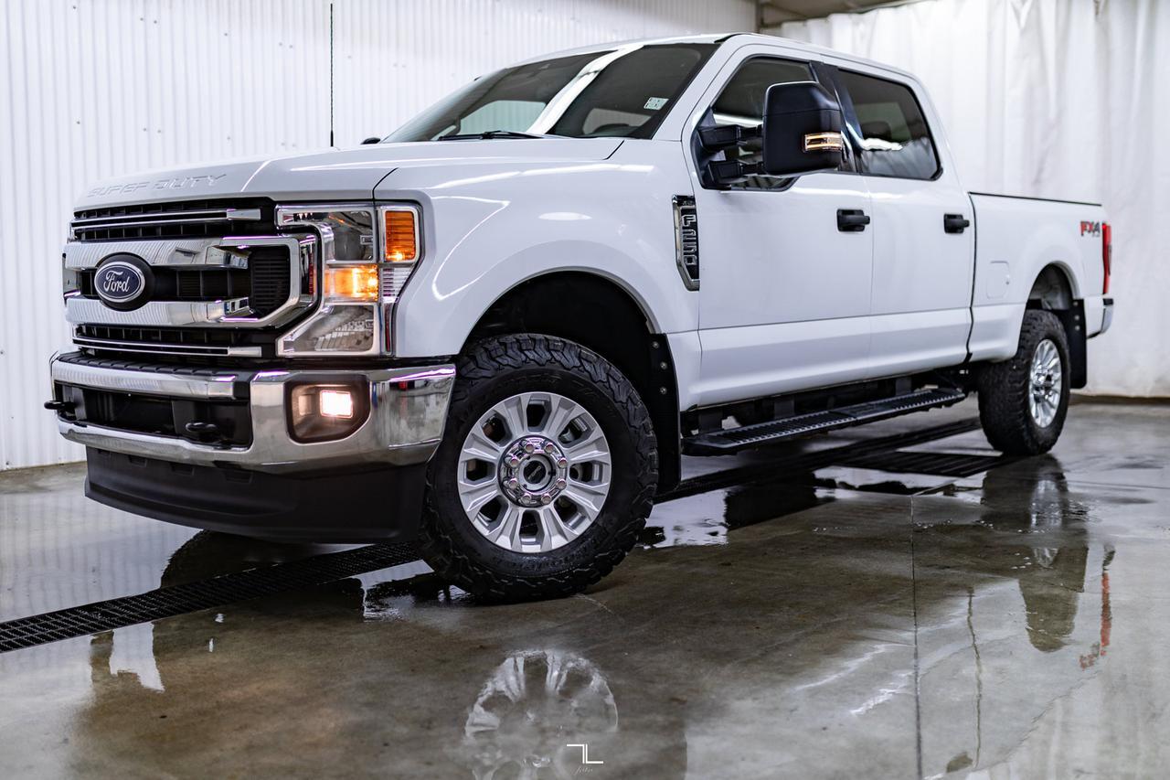 2022 Ford F-250 4x4 Crew Cab XLT FX4 PSeat BCam Red Deer AB