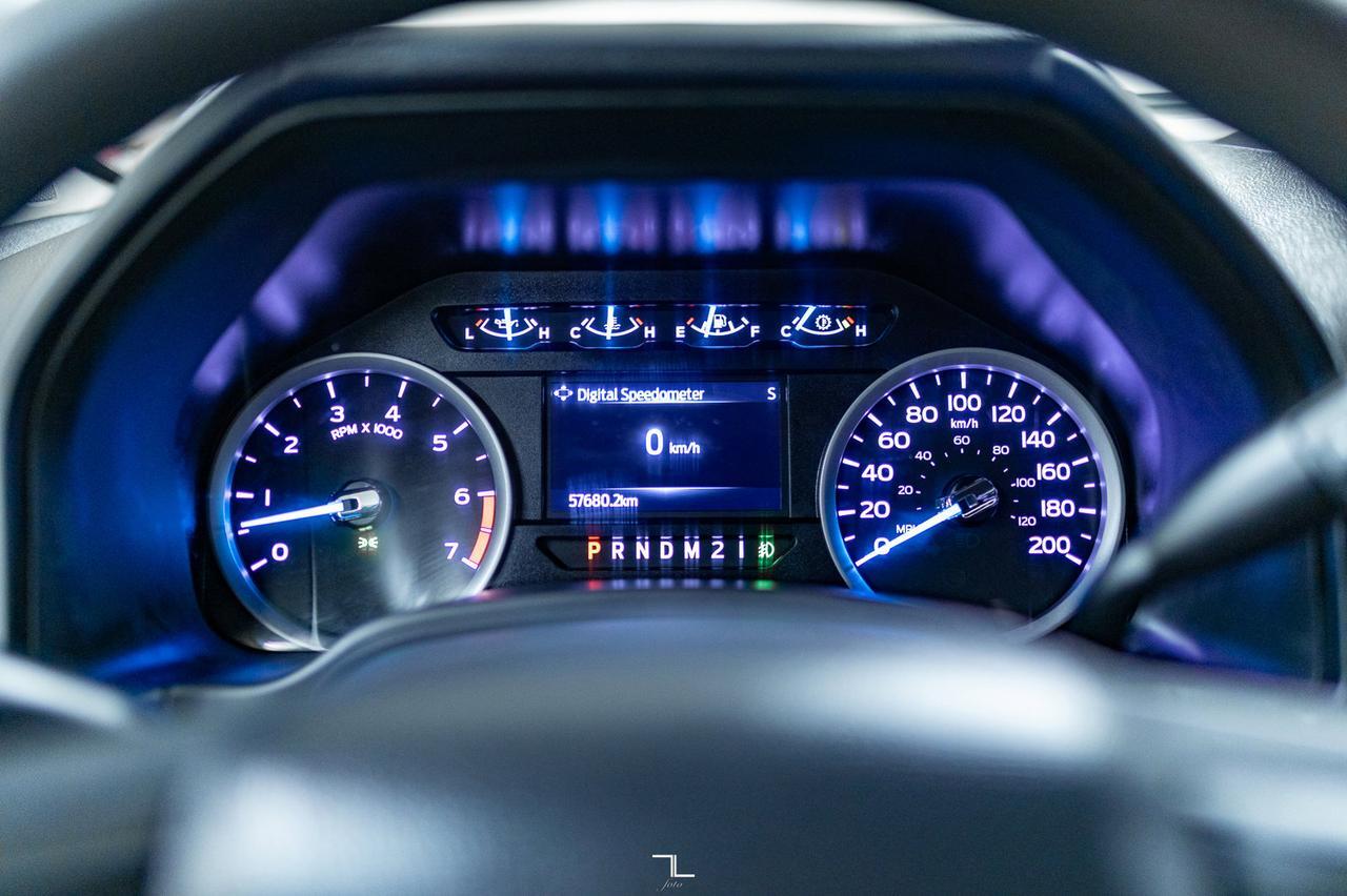 2022 Ford F-250 4x4 Crew Cab XLT FX4 PSeat BCam Red Deer AB