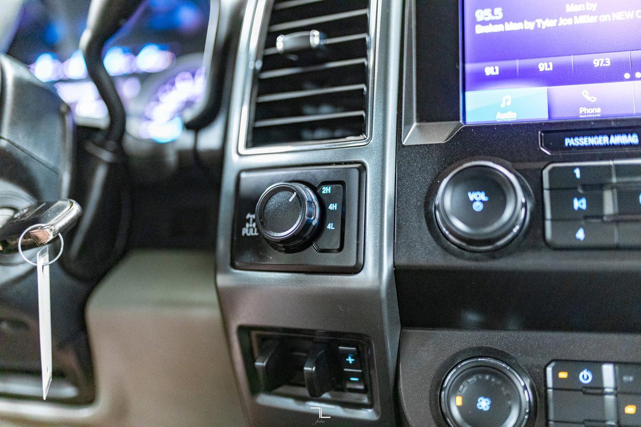 2022 Ford F-250 4x4 Crew Cab XLT FX4 PSeat BCam Red Deer AB