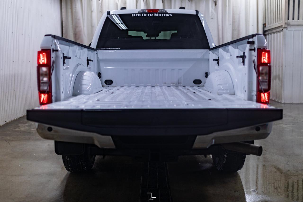 2022 Ford F-250 4x4 Crew Cab XLT FX4 PSeat BCam Red Deer AB